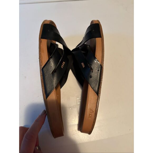 Reef Black Slides - Picture 5 of 5